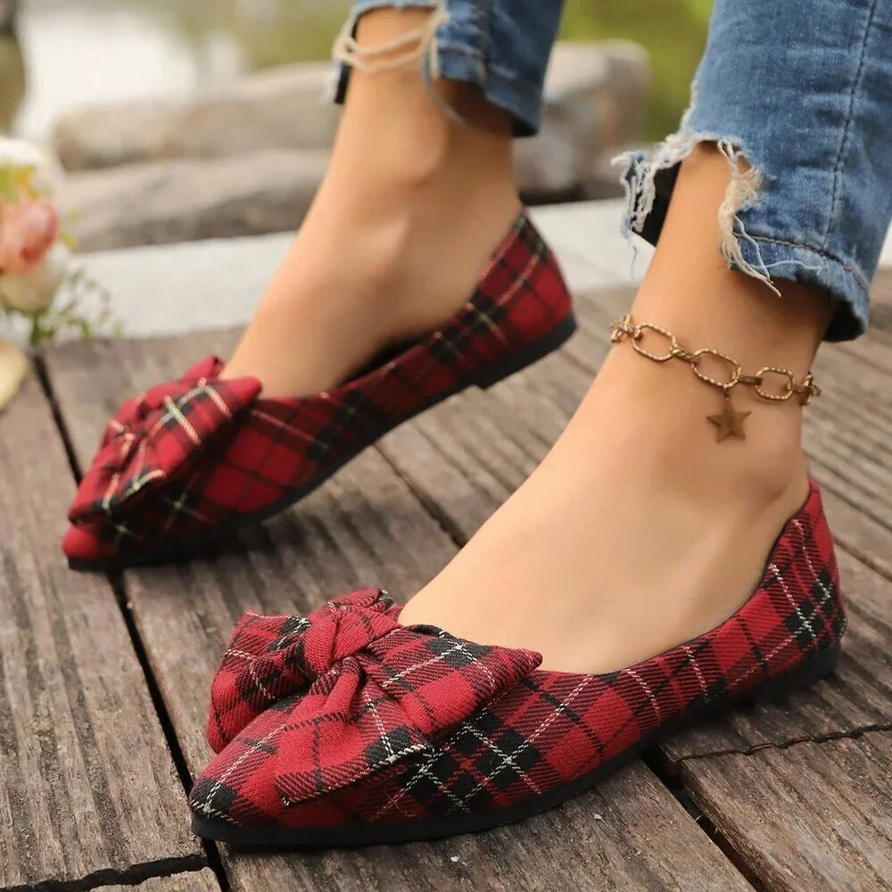Red Casual Women's Flat Slip-On Loafers with Plaid Floral Design